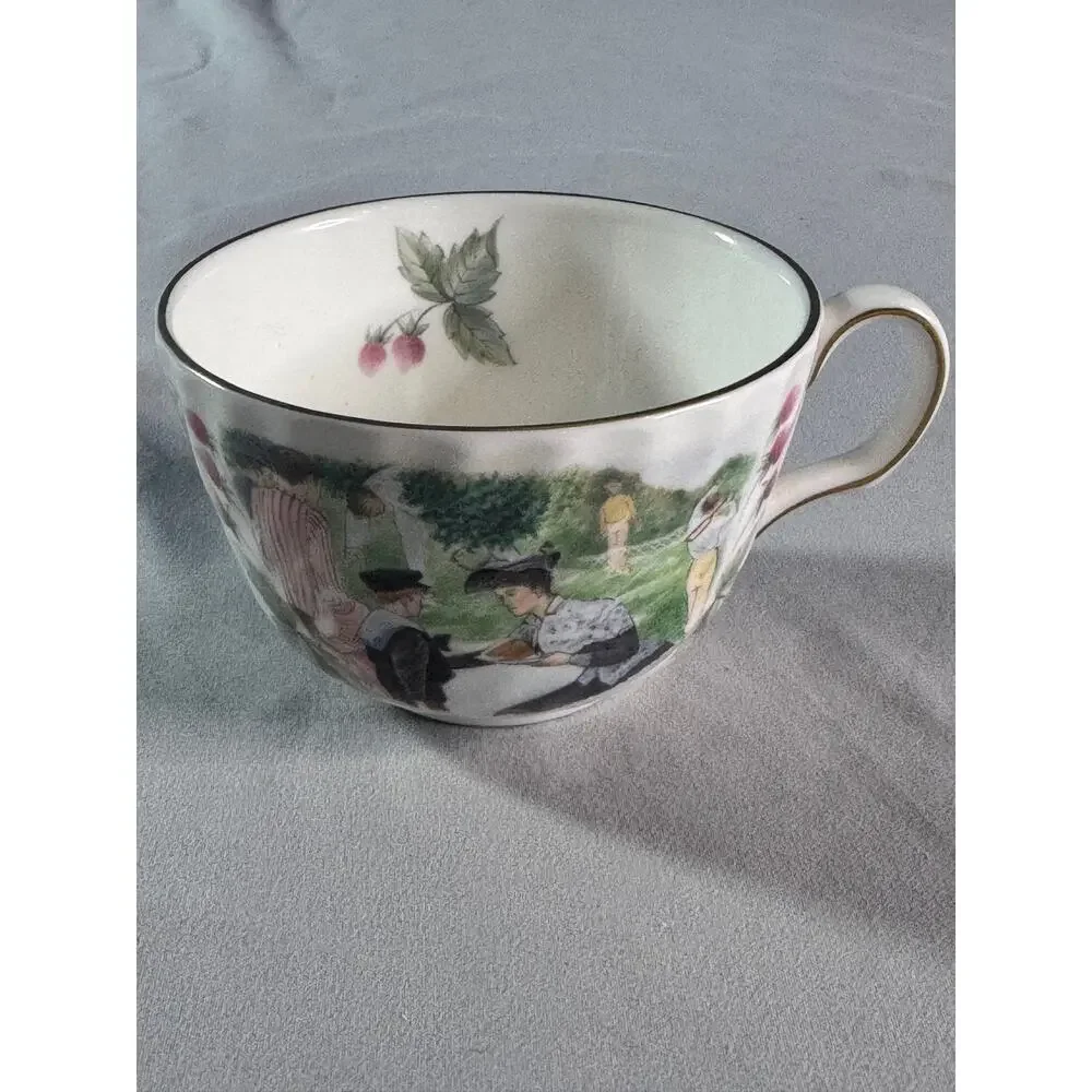 Minton Wimbledon The Tennis Party 1988 Bone China Tea Cup Royal Doulton England